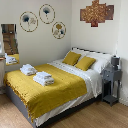 Studio Flat In West Kensington London Exterior photo