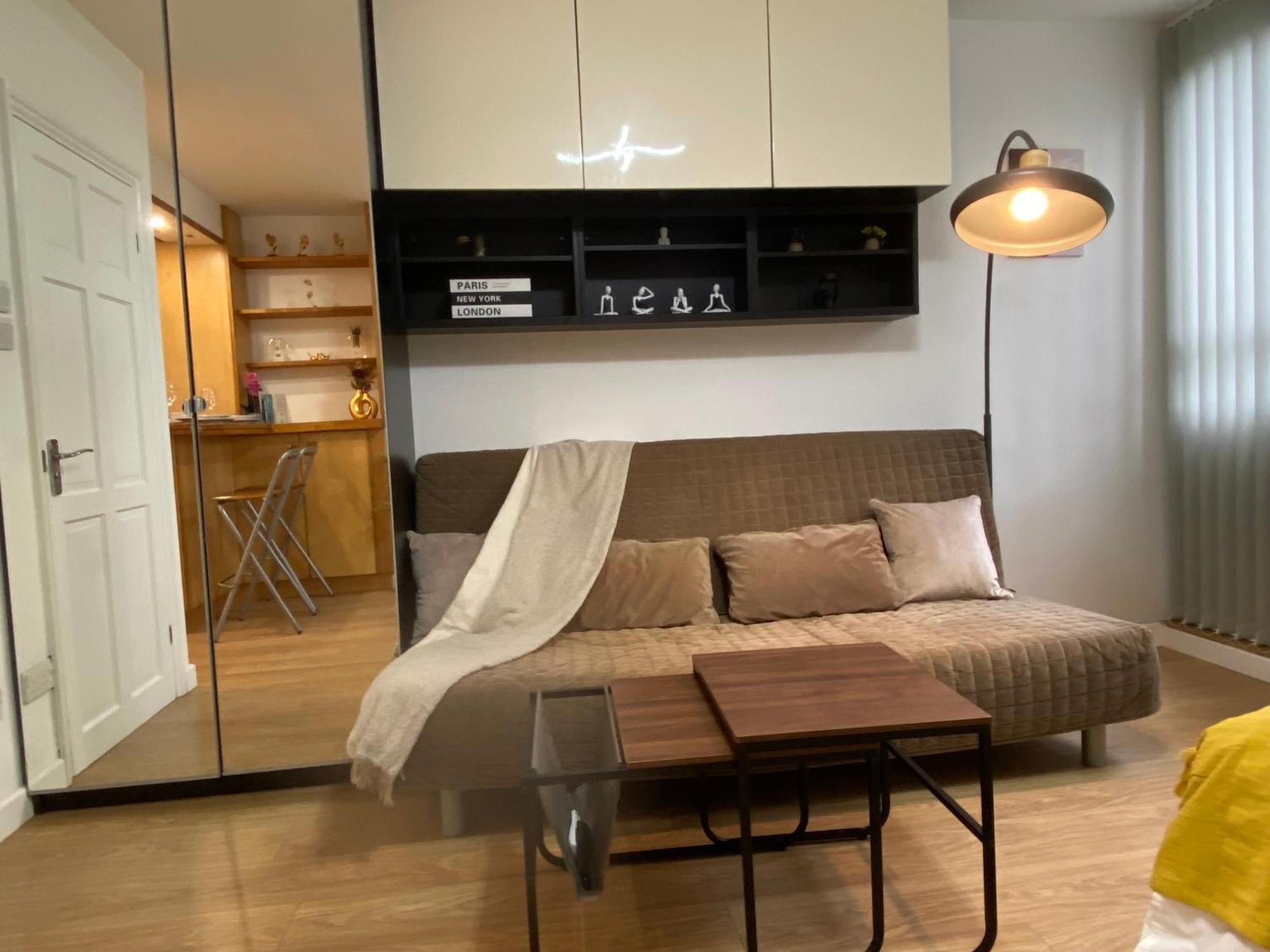 Flat In West Kensington * London